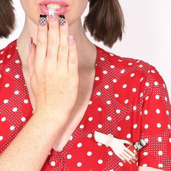 Erstwider - Lacquer de Rouge Brooch - Beauty School Semester 2 (2016)