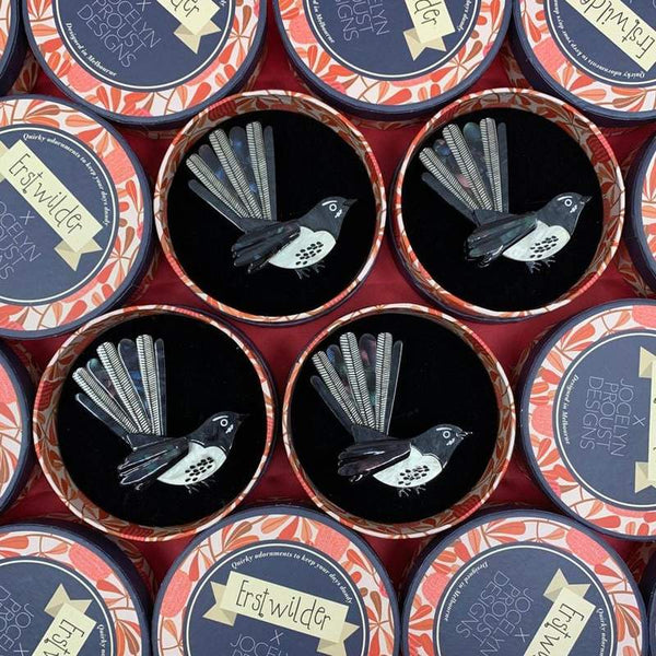 Erstwilder - Silly Willy Wag Tail Brooch - Joycelyn Proust (2021)